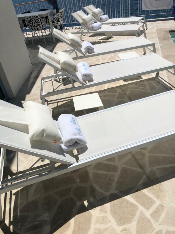 Villa Beline Direct Aan Zee, Verwarmd Zwembad En Sauna Tribanj-Kruscica Eksteriør billede